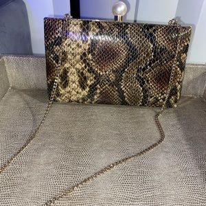 BRAND NEW SNAKESKIN SQUARE SHAPED PURSE